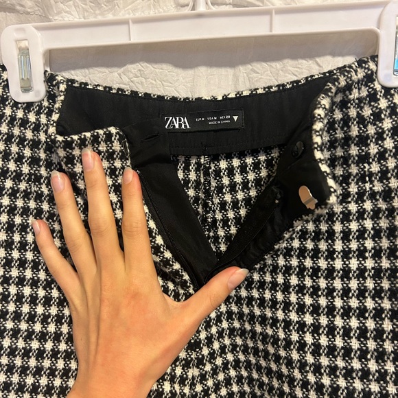 Zara Tweed Houndstooth Shorts - Picture 7 of 7